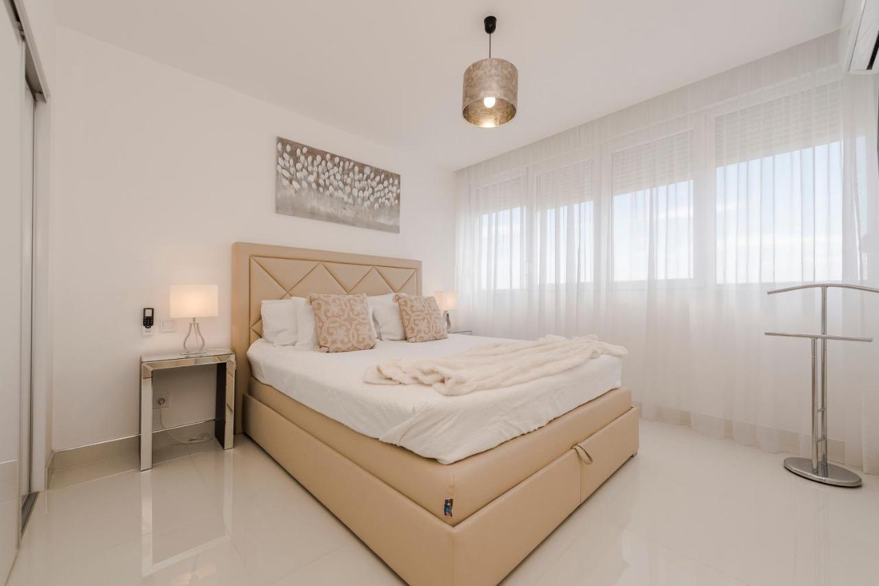 Urban Luxury Apartment ซาดาร์ ภายนอก รูปภาพ